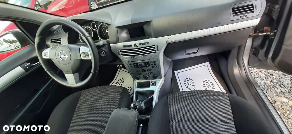 Opel Astra - 30