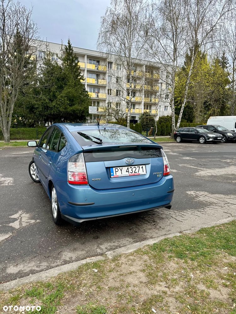 Toyota Prius 1.5 VVT-i Sol - 8