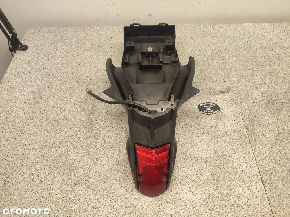 Błotnik tył, tylny, lampa tył, nadkole, zadupek, ogon Yamaha XT660 XT 660 - 1