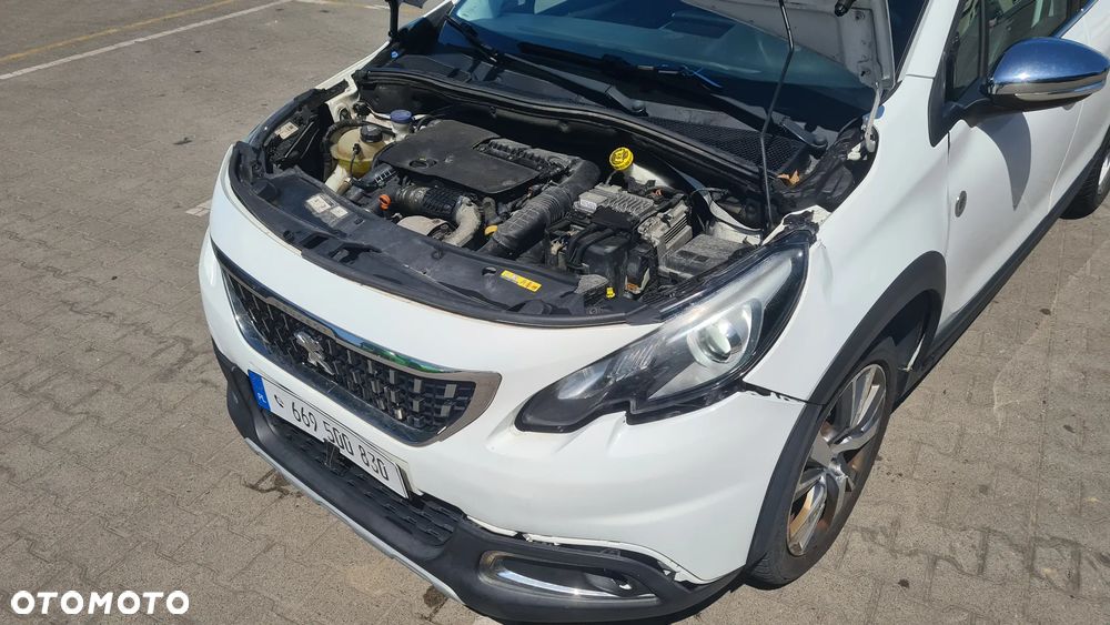 Peugeot 2008 BlueHDi FAP 120 STOP & START Allure - 13