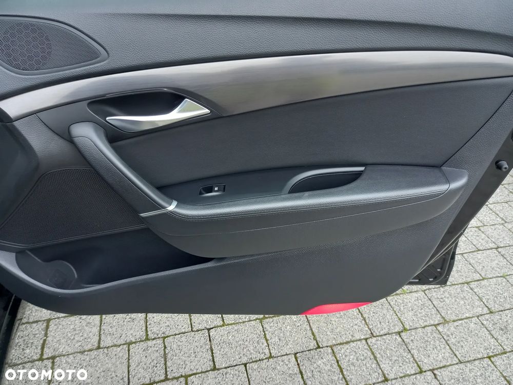 Hyundai i40 Kombi 1.7 CRDi Premium - 38