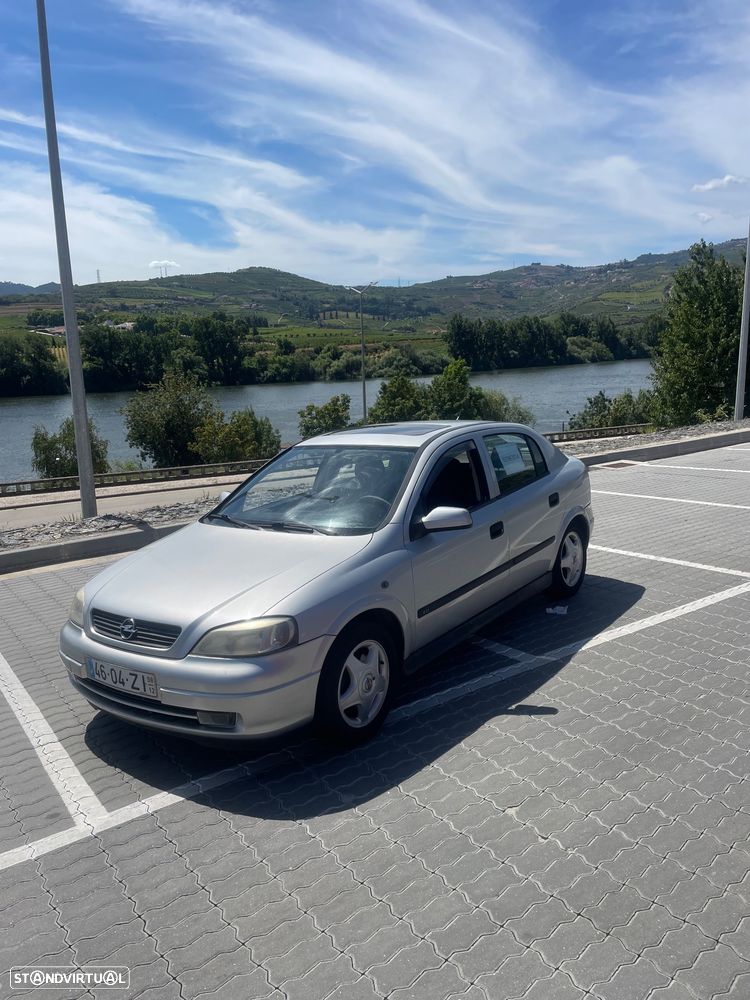 Opel Astra - 1