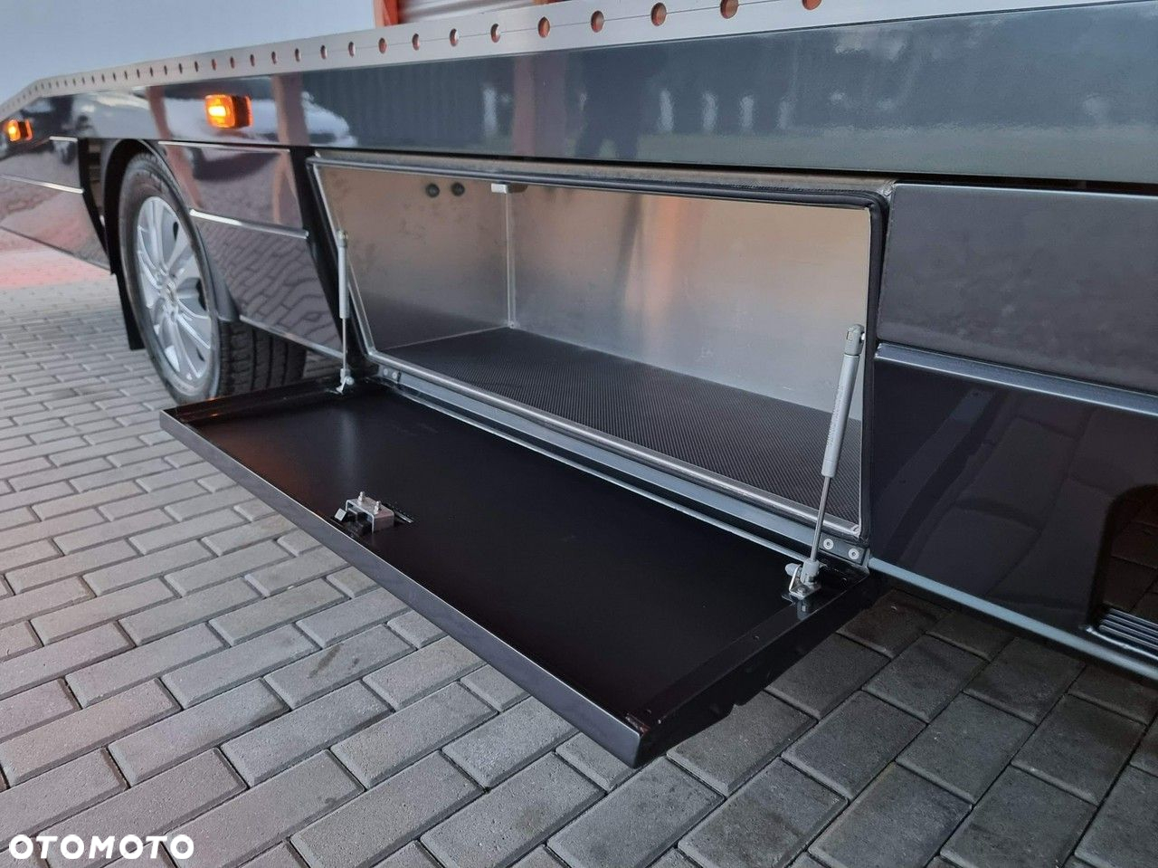 Mercedes-Benz Sprinter - 37