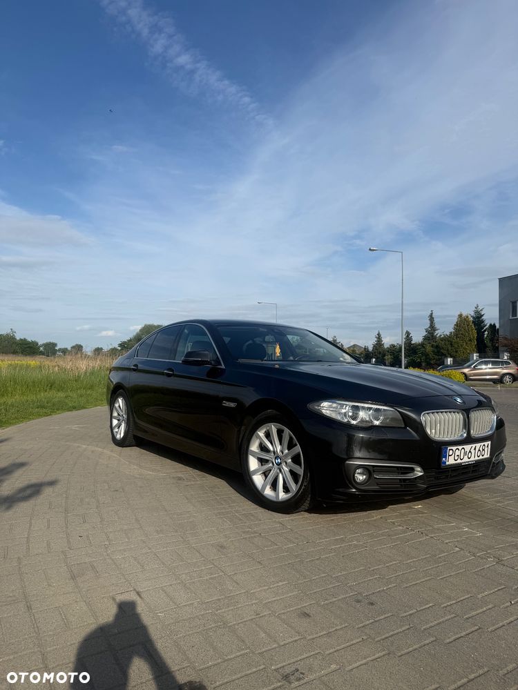 BMW Seria 5 525d Modern Line - 1