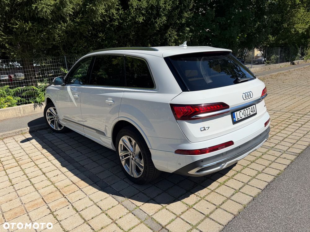 Audi Q7 55 TFSI mHEV Quattro Tiptr - 16