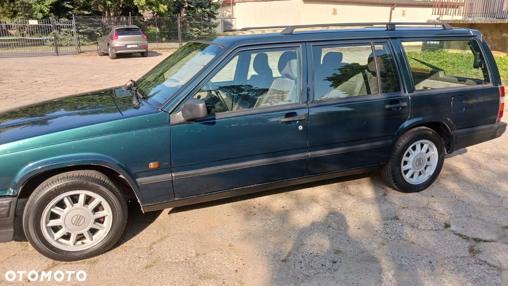 Volvo 945 - 2
