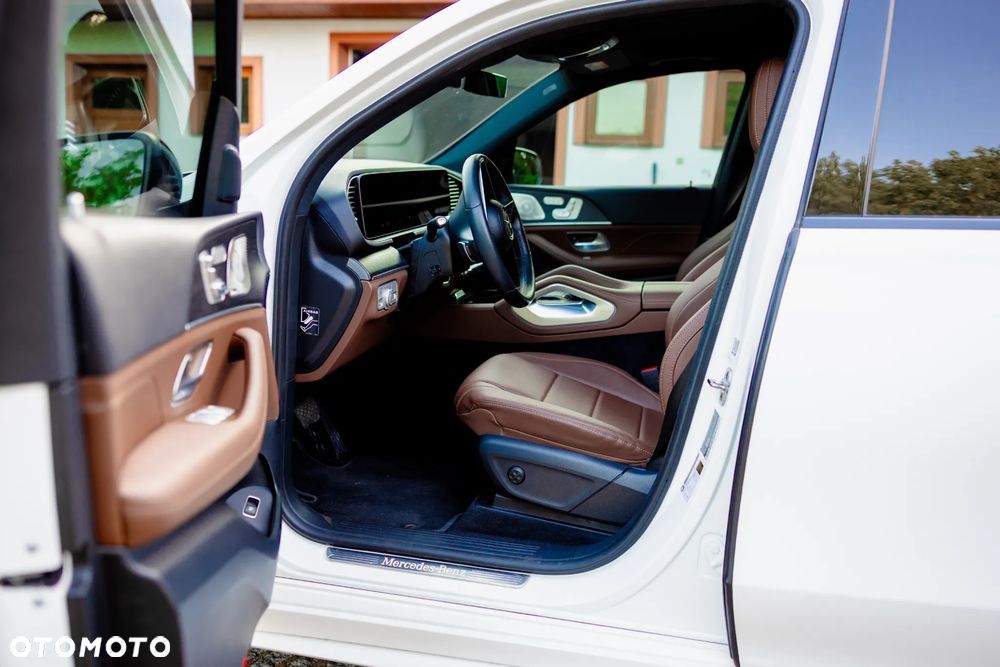 Mercedes-Benz GLE - 12