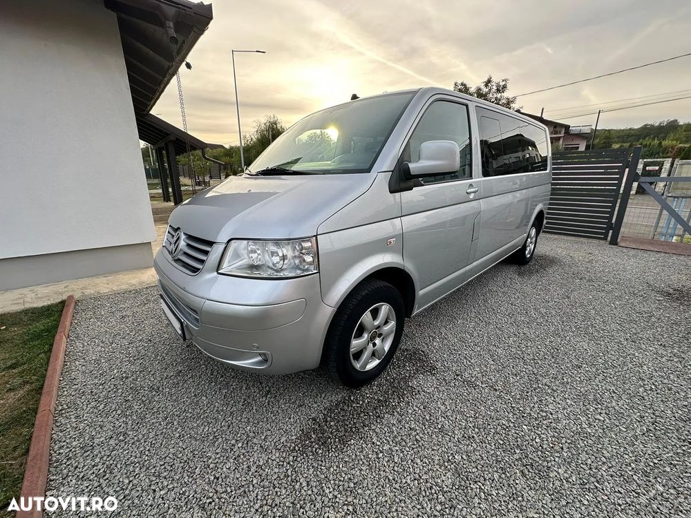 Volkswagen Caravelle - 2