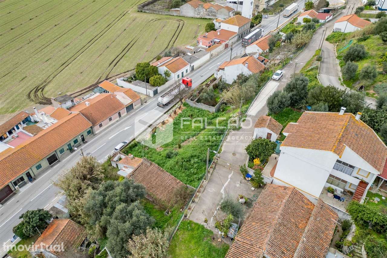 Moradia para Restaurar T1 Venda em Chamusca e Pinheiro Grande,Chamusca - Grande imagem: 5/31