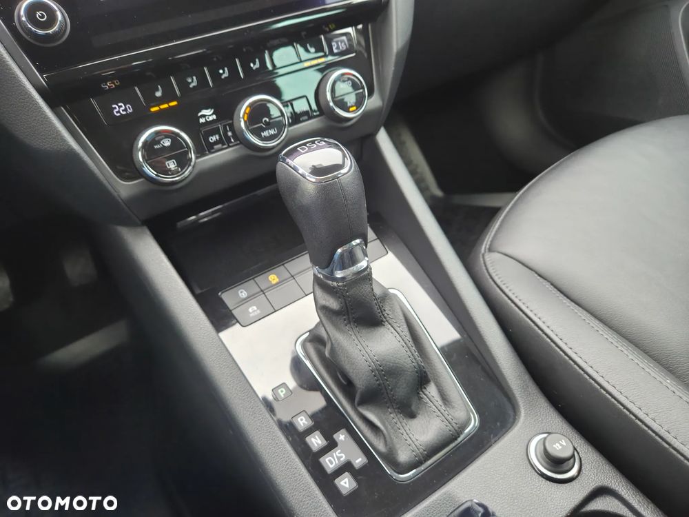 Skoda Octavia 1.5 TSI ACT Style DSG - 23