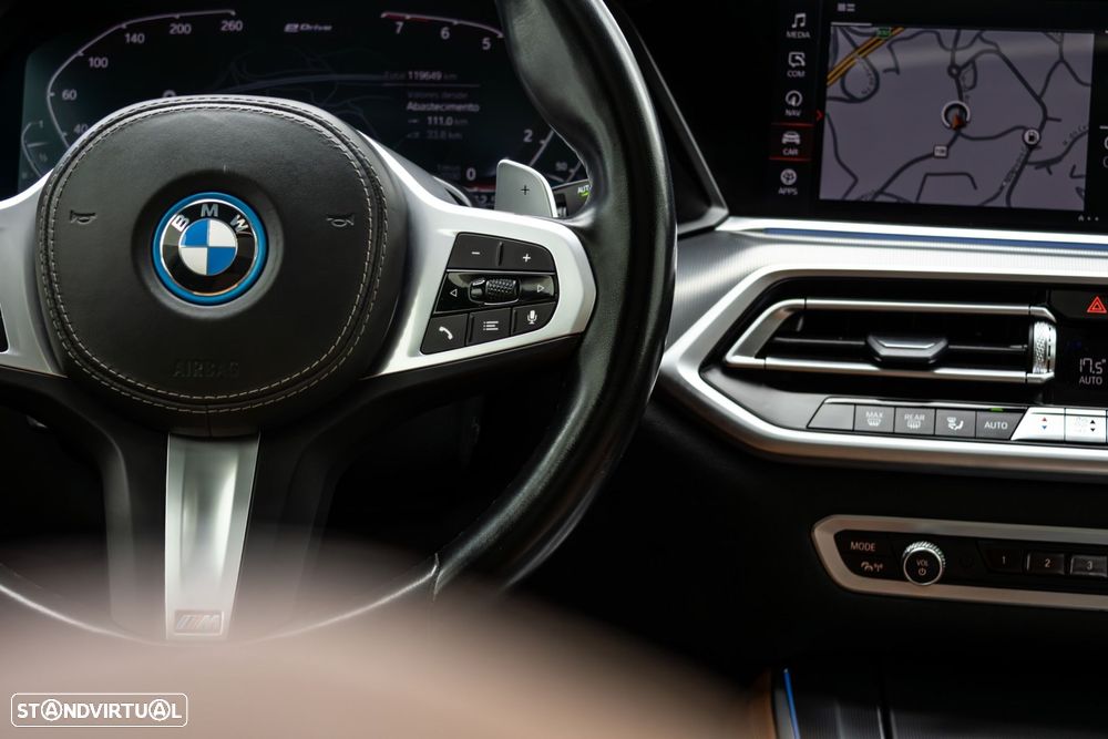 BMW X5 45 e xDrive Pack M - 21