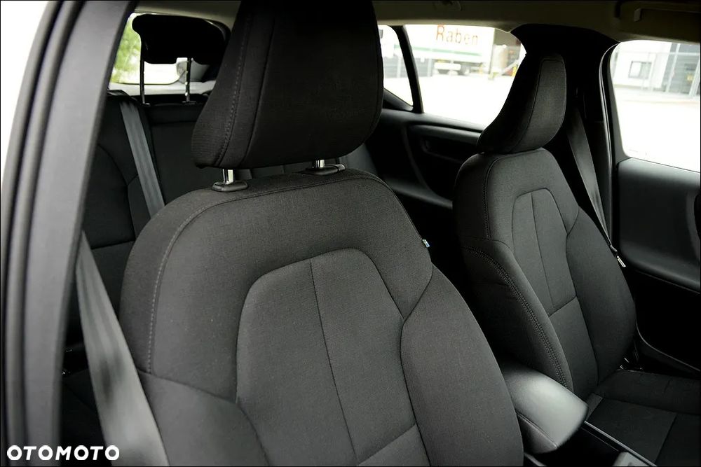 Volvo XC 40 D3 SCR Momentum - 25