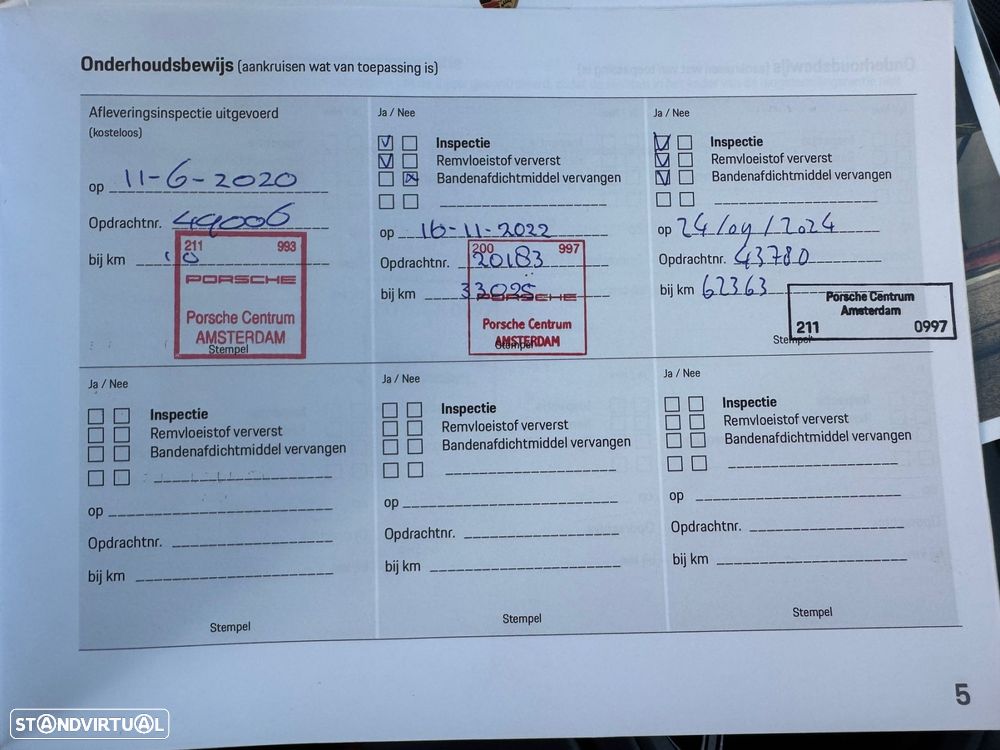 Porsche Taycan Turbo - 16