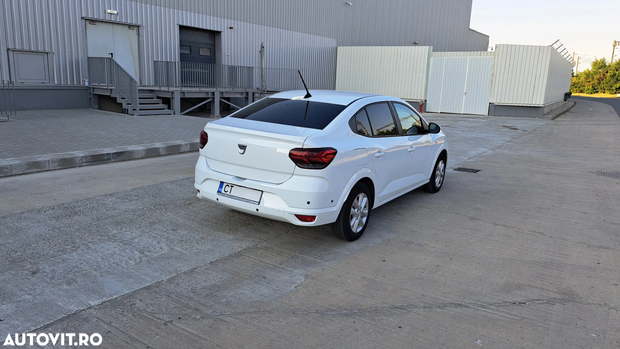 Dacia Logan - 5