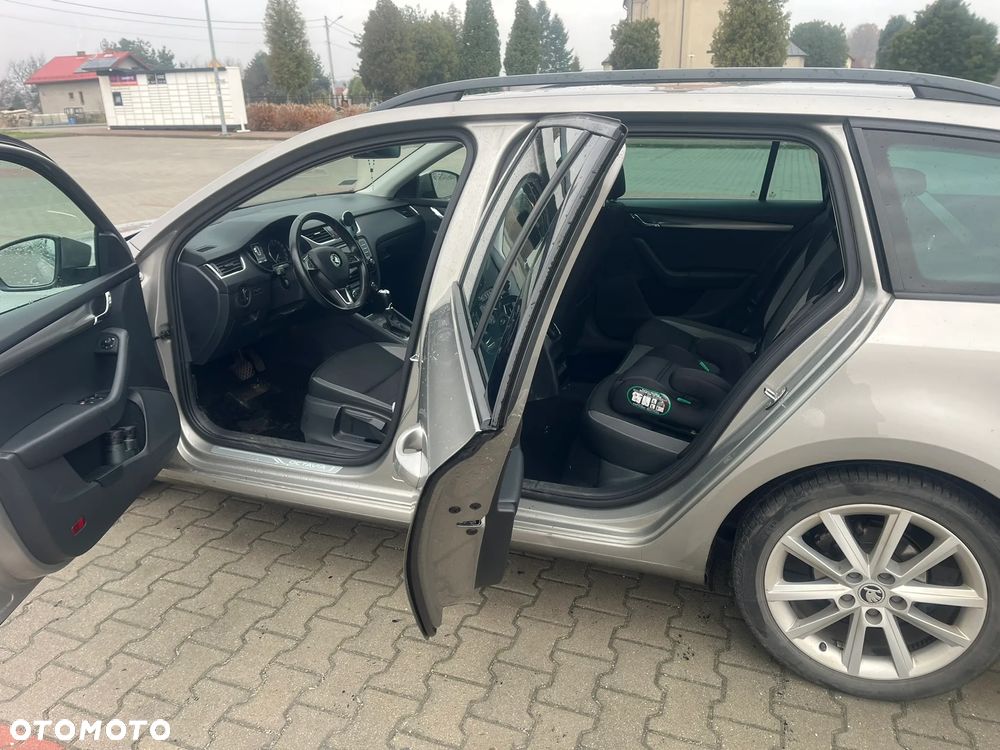 Skoda Octavia 1.4 TSI Joy DSG - 11