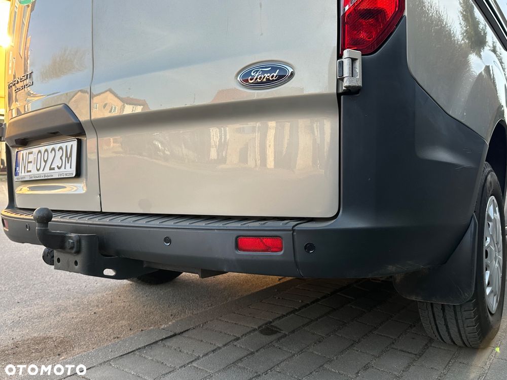 Ford TRANSIT CUSTOM - 18
