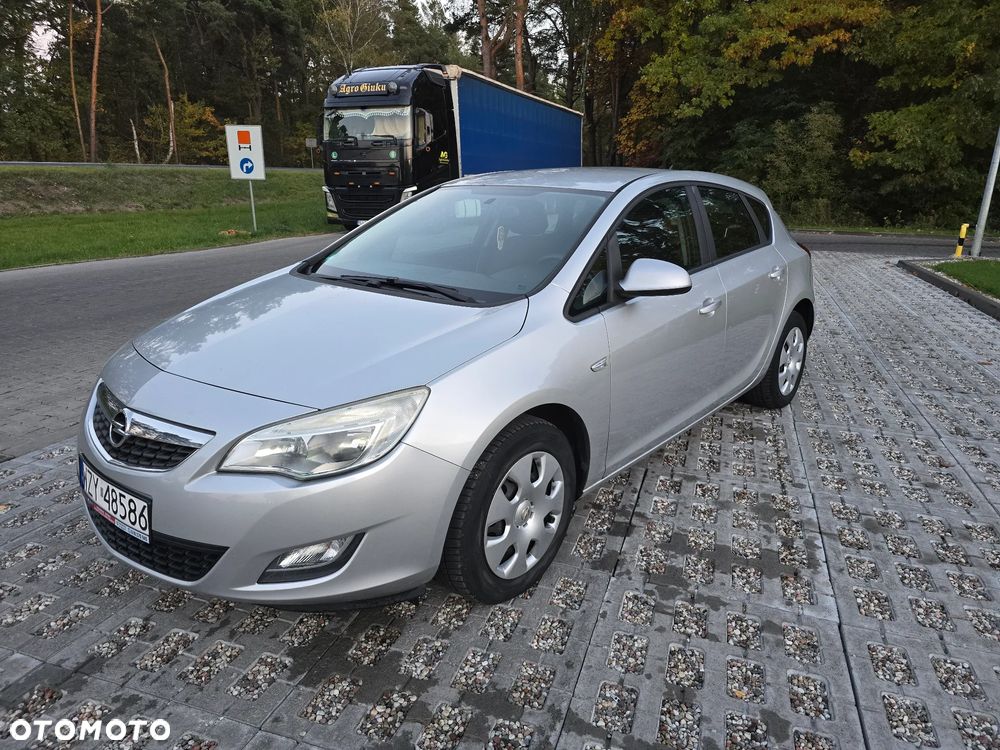 Opel Astra - 8