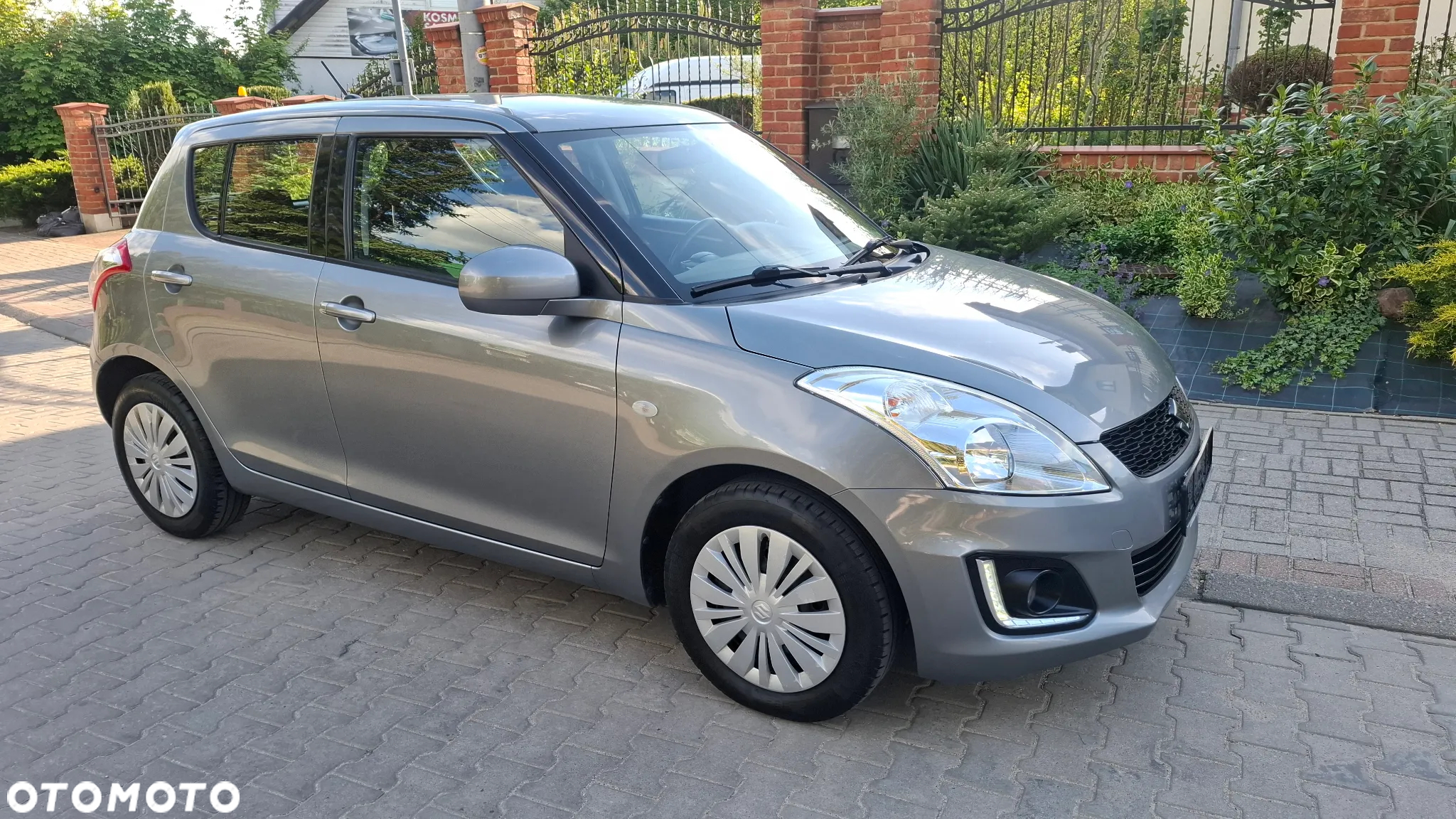 Suzuki Swift 1.2 Dualjet Comfort - 2