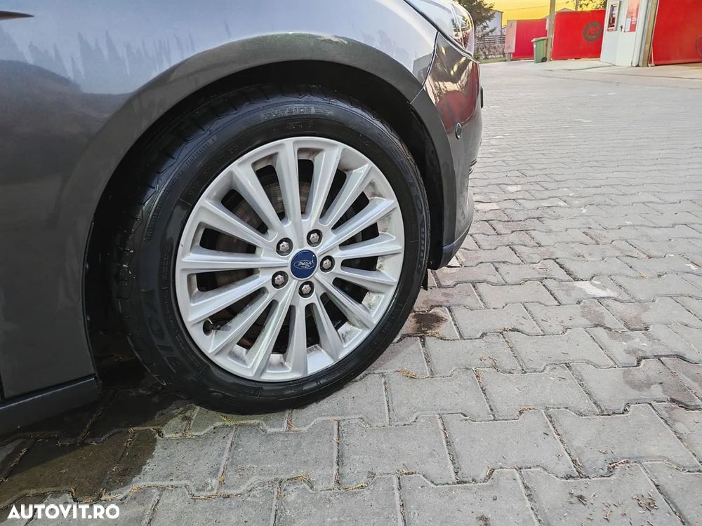 Ford Focus 1.5 Ecoboost Titanium - 4