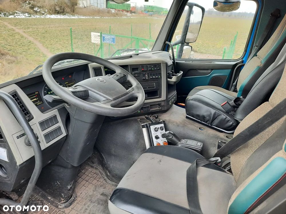 Volvo FM 330 - 7