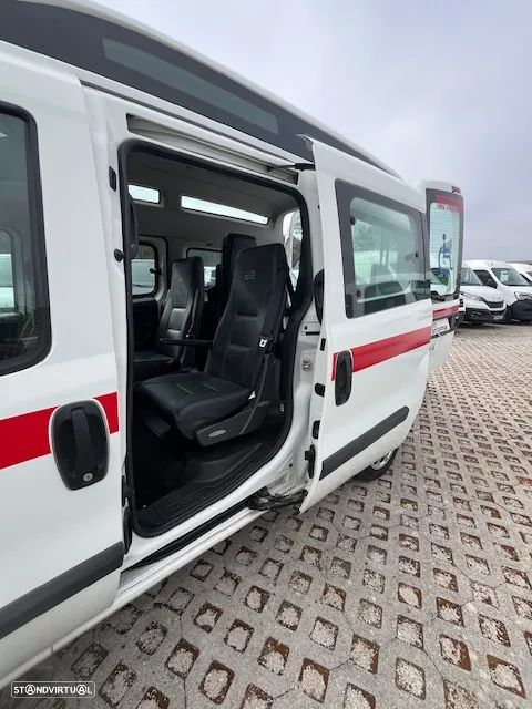 Fiat DOBLO XL 1.6 AMBULANCIA COM RAMPA - 12