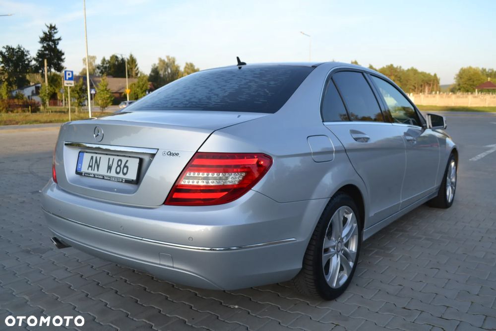 Mercedes-Benz Klasa C - 23