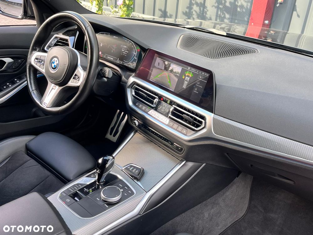 BMW Seria 3 330e PHEV M Sport - 20