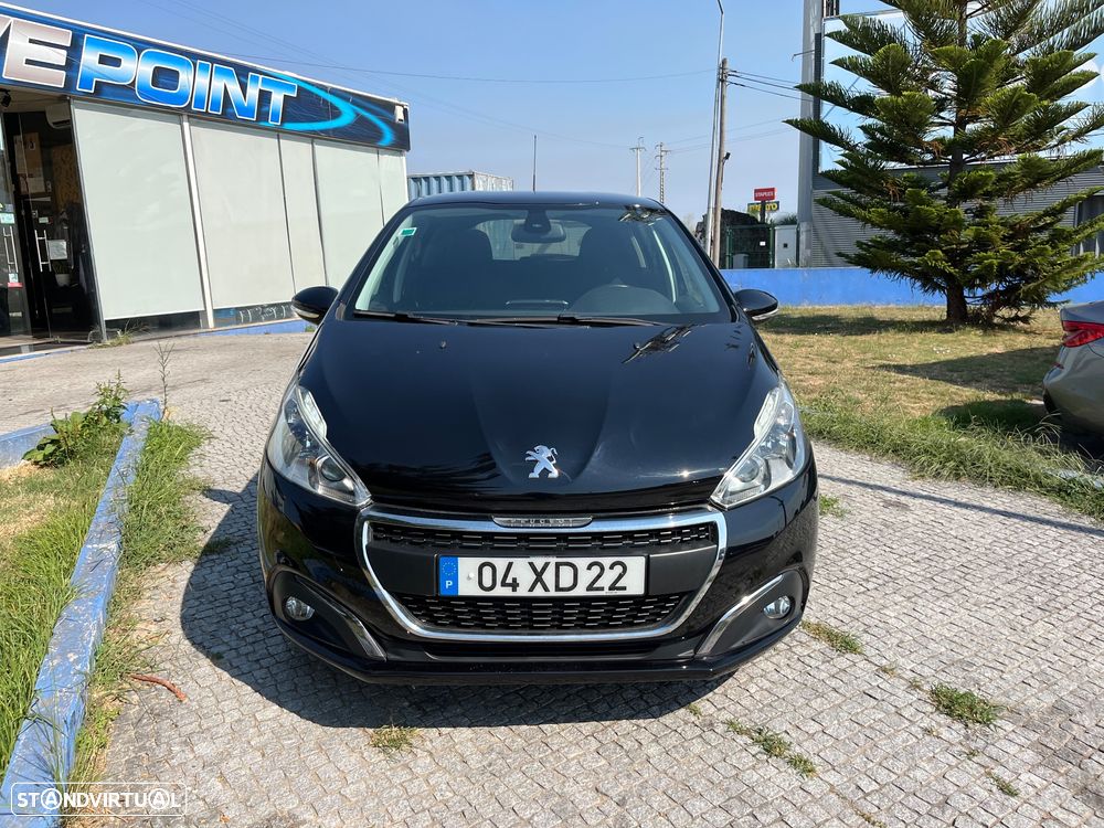 Peugeot 208 1.2 PureTech Signature - 4