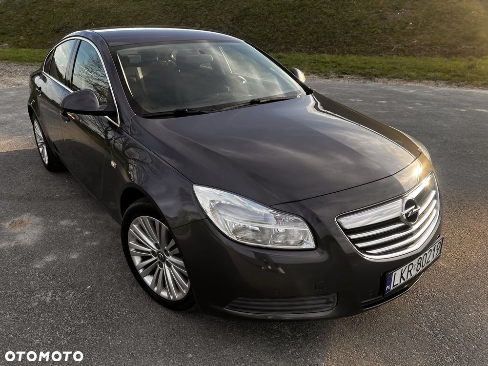 Opel Insignia - 1