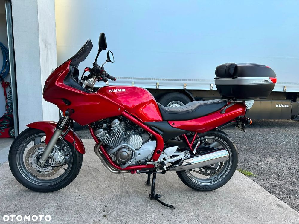 Yamaha XJ - 12