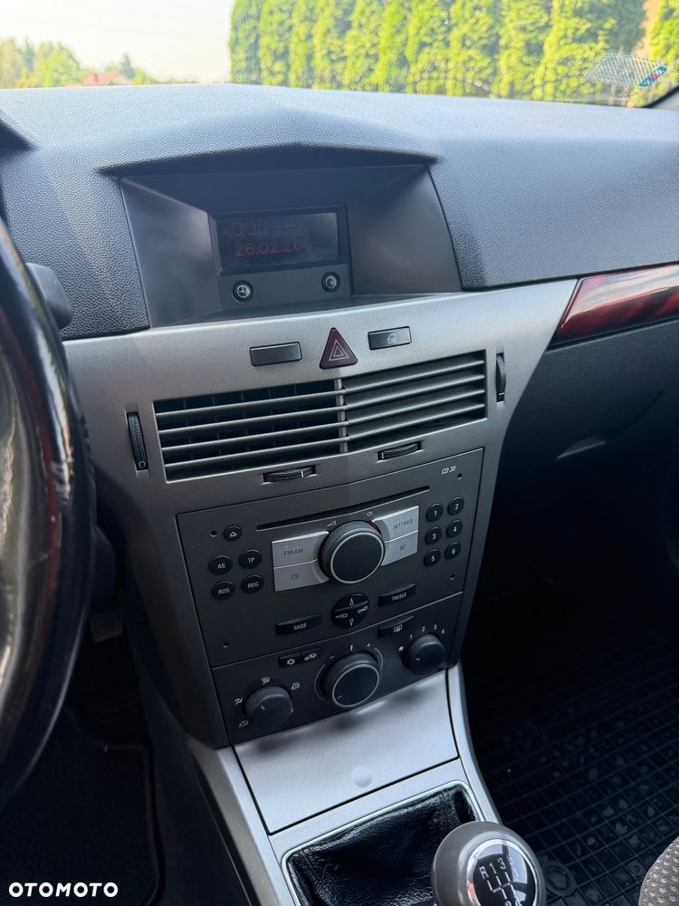 Opel Astra - 16