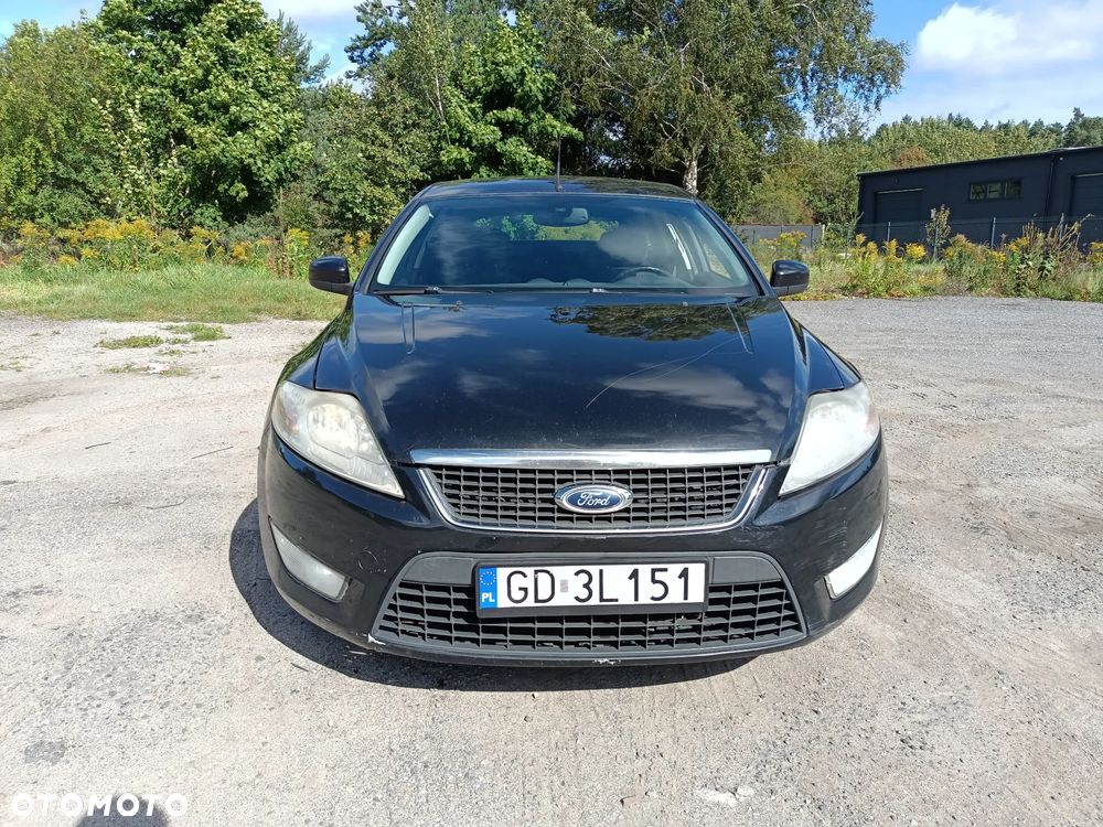 Ford Mondeo 2.0 Ambiente - 2