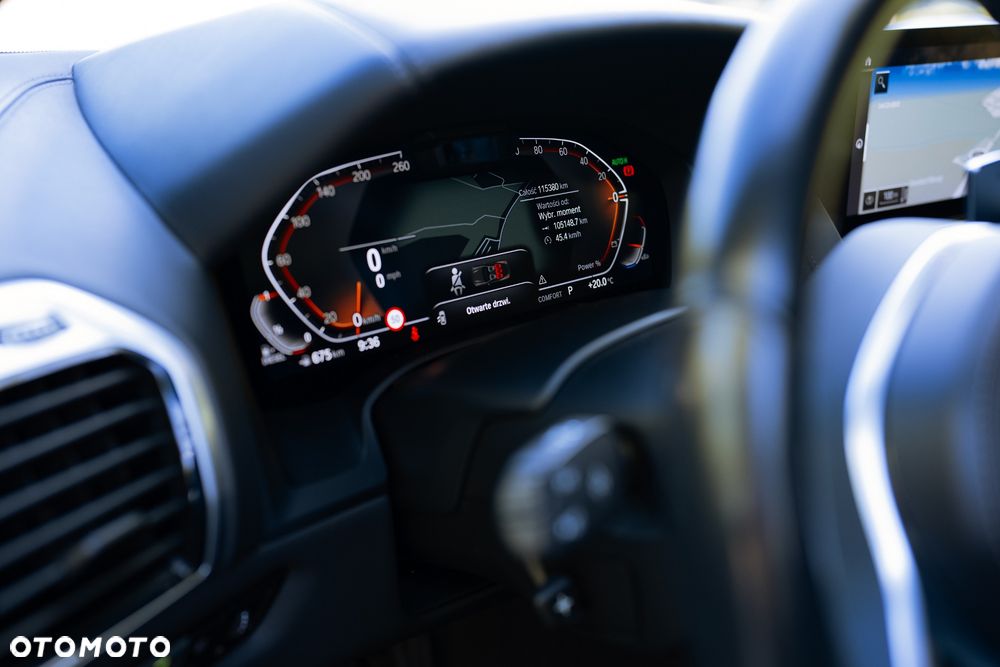 BMW Seria 8 - 15
