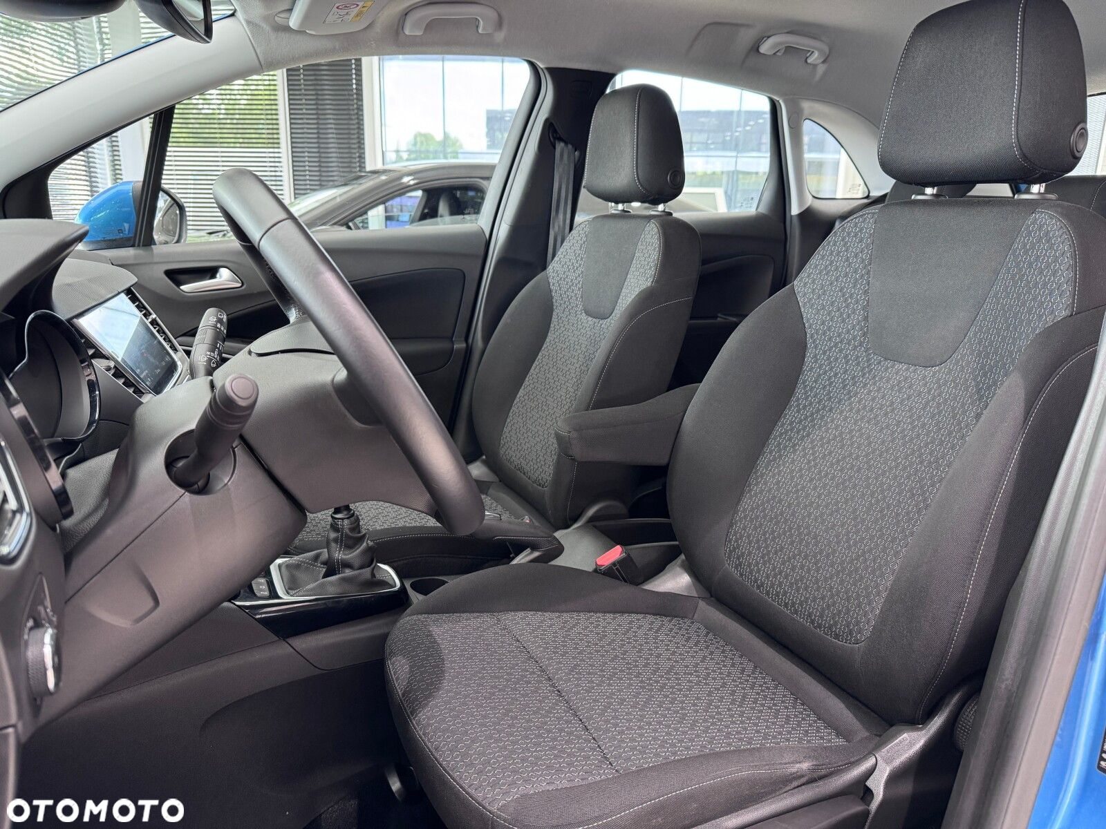 Opel Crossland X - 10