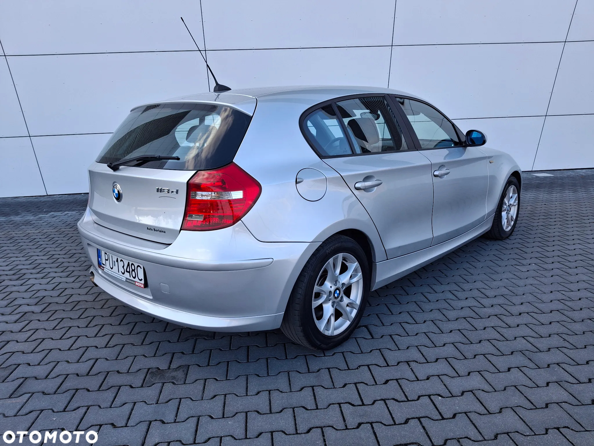 BMW Seria 1 118d - 4