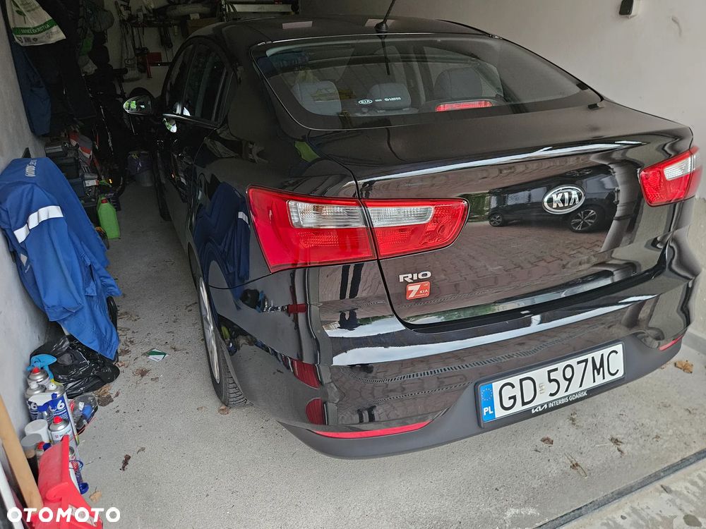 Kia Rio 1.4 L - 1