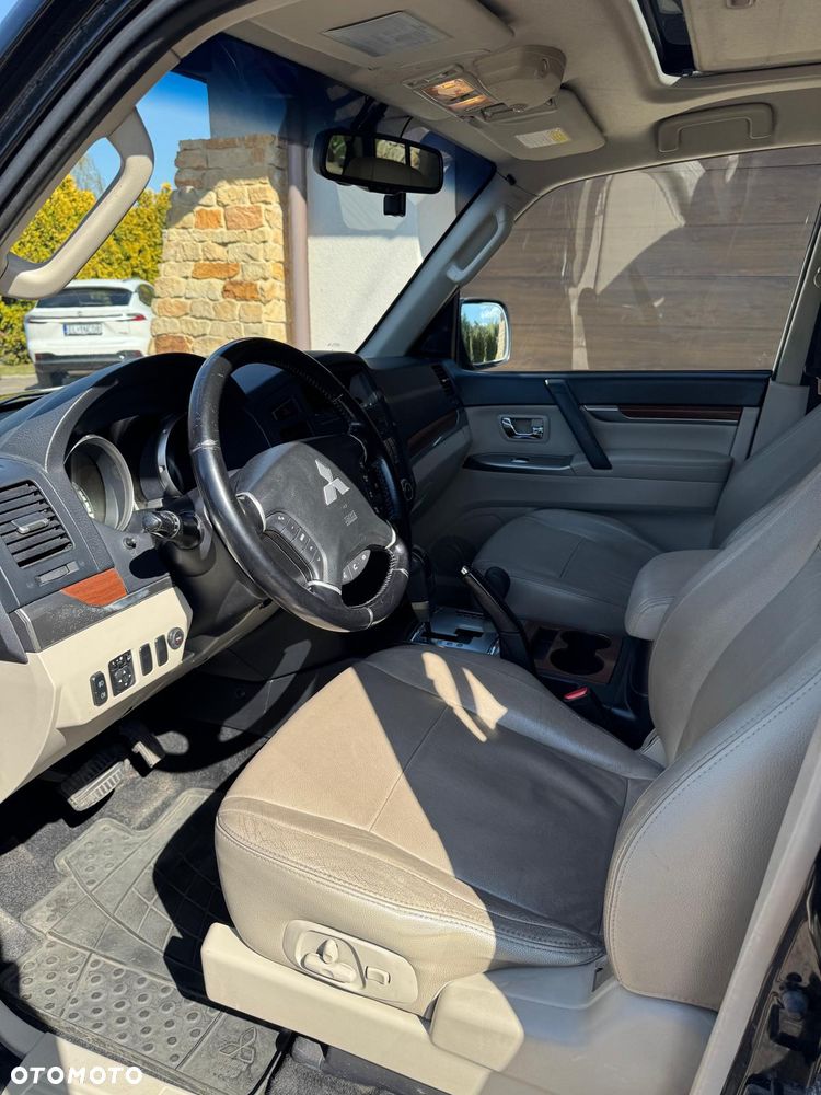 Mitsubishi Pajero 3.2 DID Instyle - 6