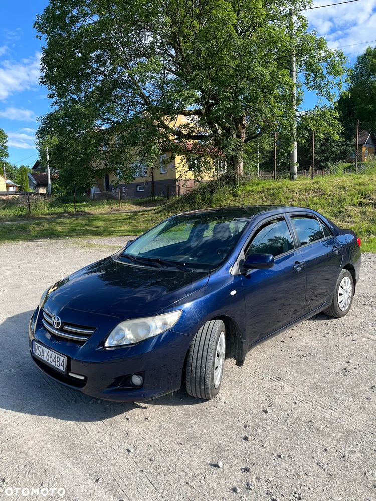 Toyota Corolla 1.6 Luna - 1