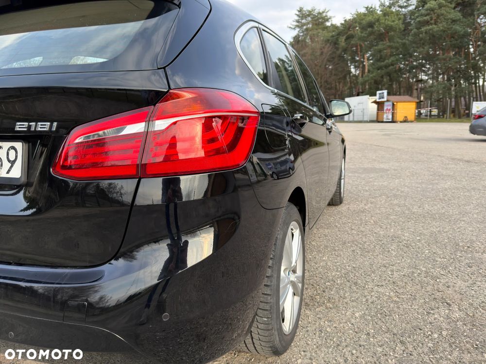 BMW Seria 2 218i - 7