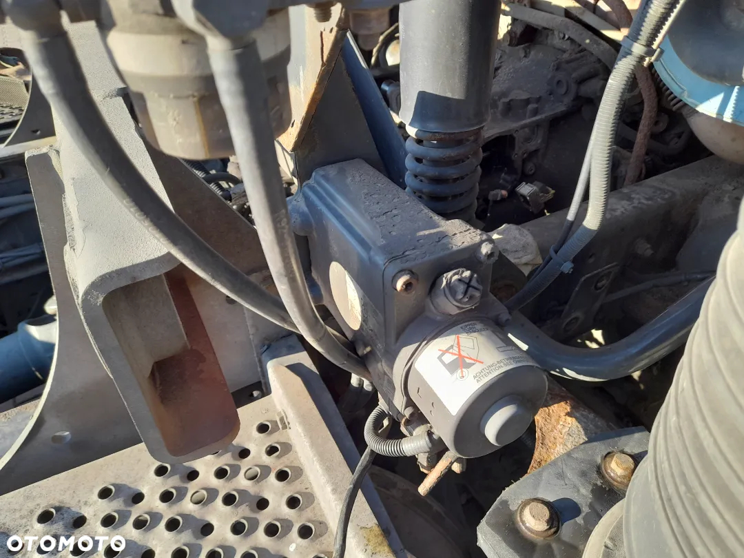 Pompa podnoszenia kabiny Actros Mp2 Mp3 elektryczna - 3