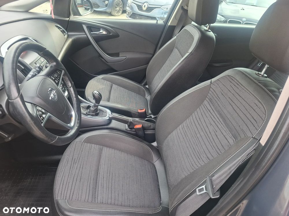 Opel Astra 1.4 T Cosmo EU6 - 8