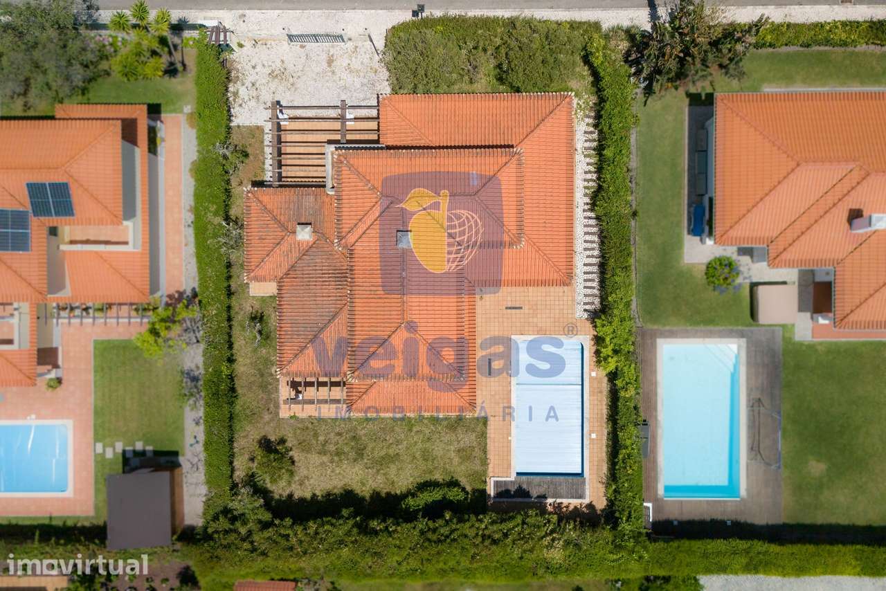 Moradia T4 com Piscina em Óbidos - Grande imagem: 4/48