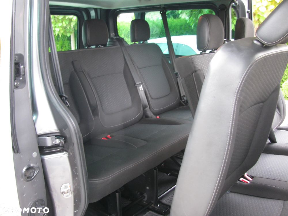 Opel Vivaro L1H1 2,9t Elegance Premium - 26