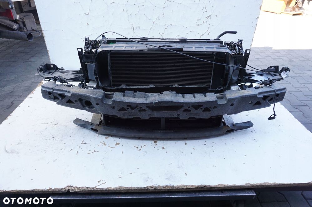 PAS PRZEDNI CHŁODNICE WZMOCNIENIE BMW 5 F10 525D 3.0 D - 1