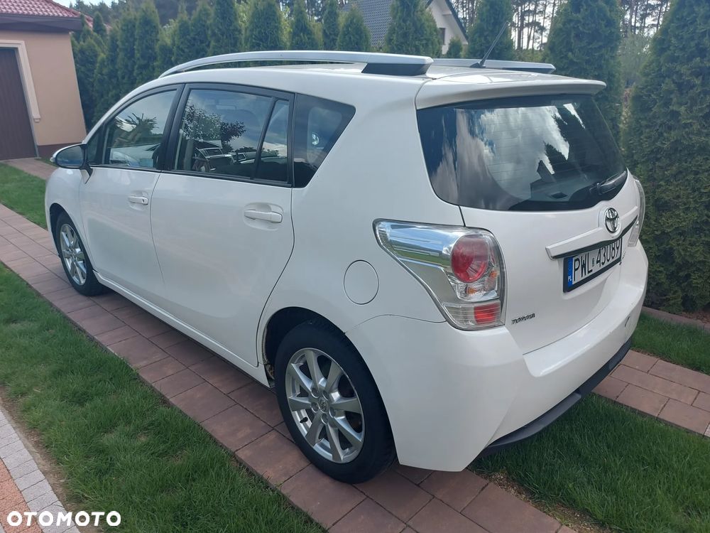 Toyota Verso 2.0 D-4D Active - 2