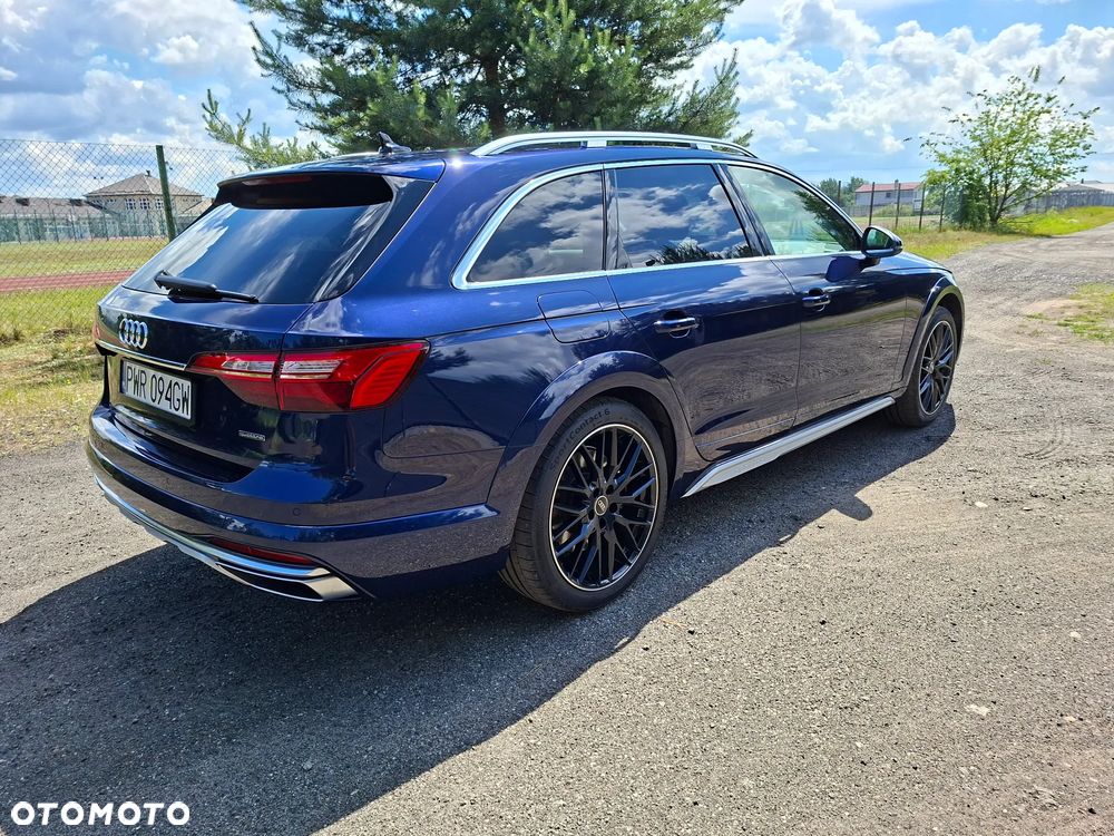 Audi A4 Allroad - 11