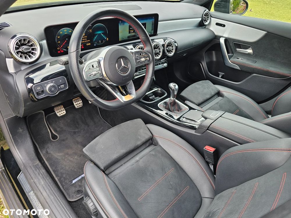Mercedes-Benz Klasa A 180 d AMG Line - 12