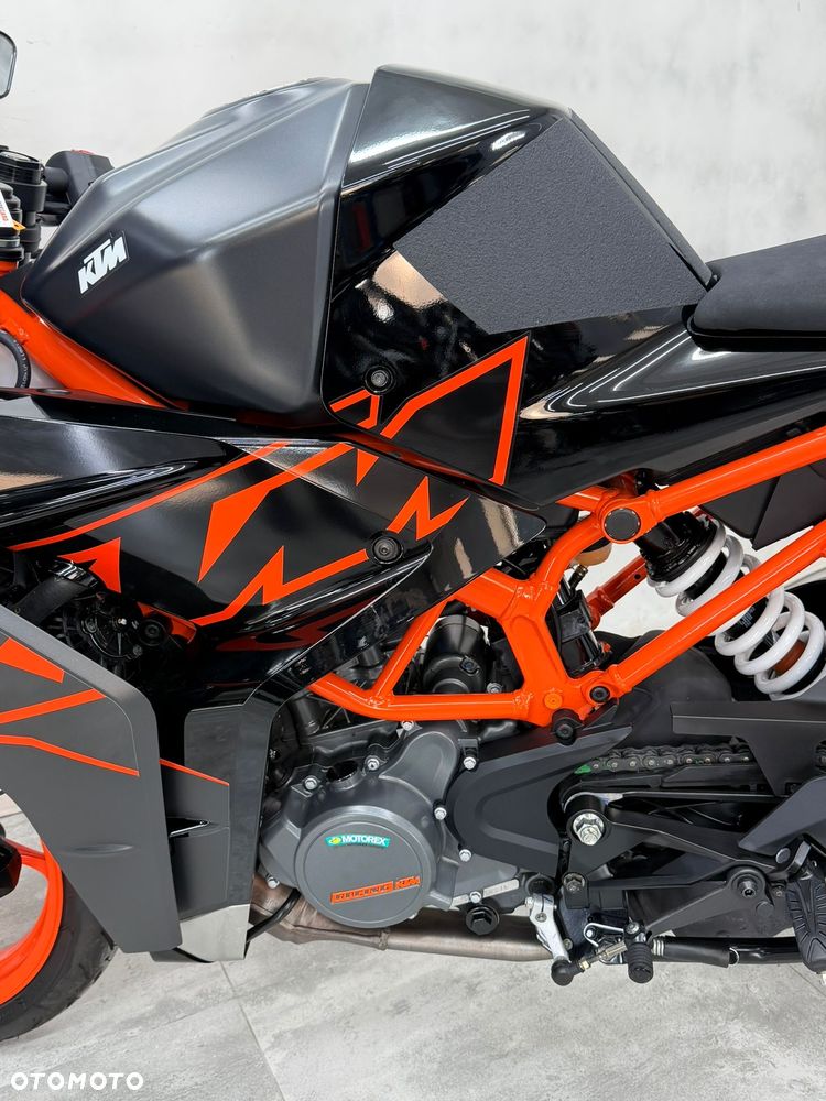 KTM RC 125 - 4