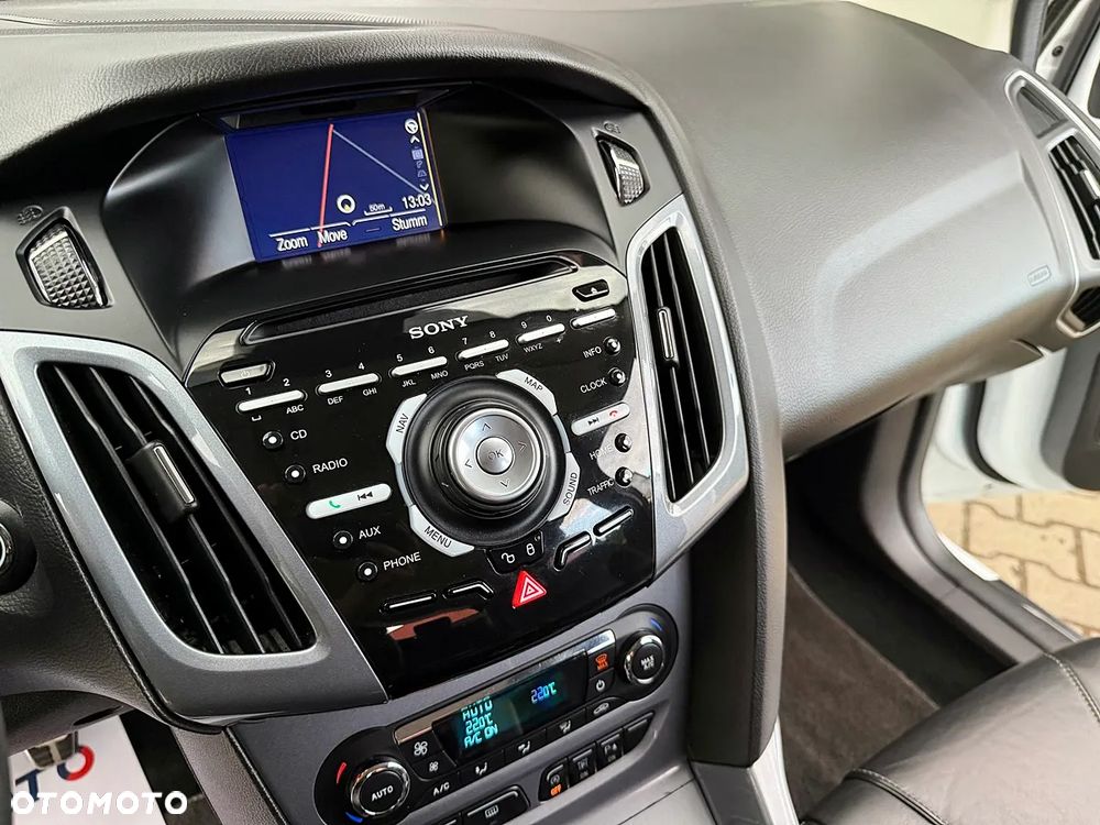 Ford Focus 1.6 EcoBoost Start-Stopp-System Titanium - 36