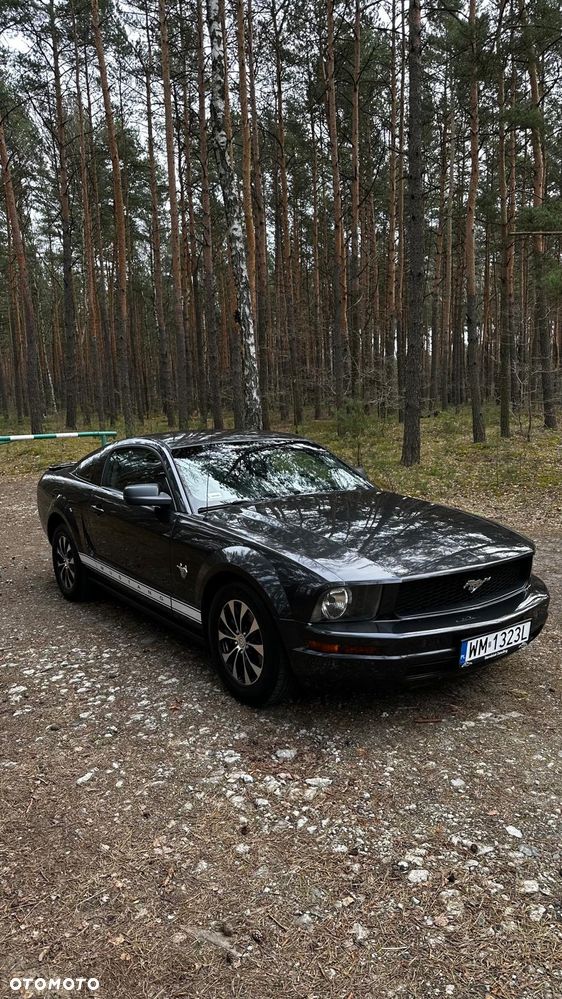 Ford Mustang 4.0 V6 - 8